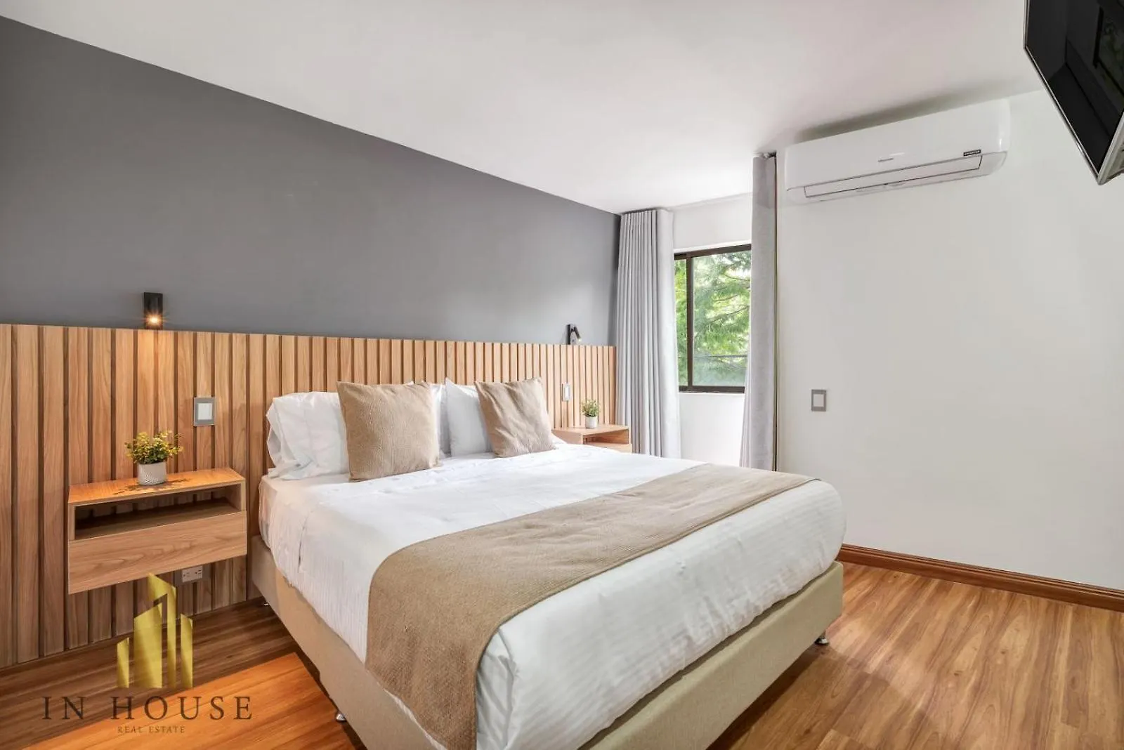 Apartamento De Lujo Laureles Con Aire Y Hamaca 200 Medellín 0*,